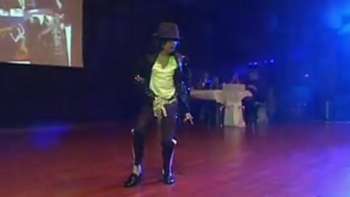 Michael Jackson junior (Nico Jackson 9 years) dancing Billie Jean net