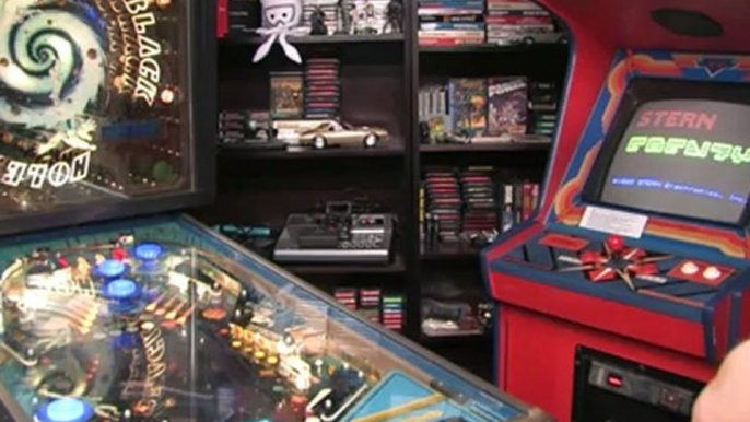 Classic Game Room - BLACK HOLE pinball machine review