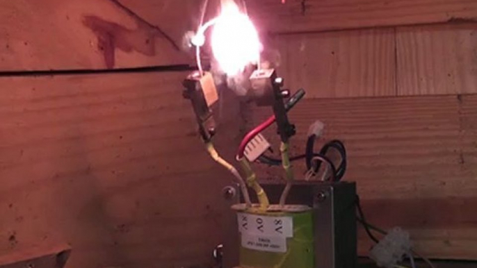 Testing a 240 / 16 Volts transformer