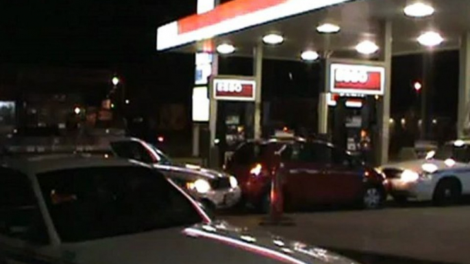 RCMP break window to get woman out of car Esso Elmwood , Moncton re-edited