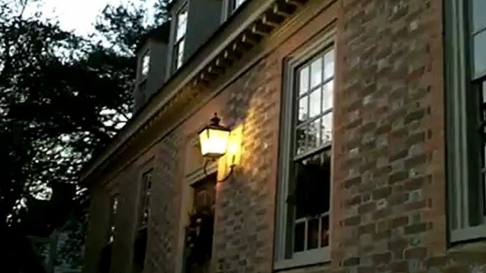 The Sun Is Setting On Colonial Williamsburg, Virginia - Exploring historic homes and stores in Williamsburg. Travel.