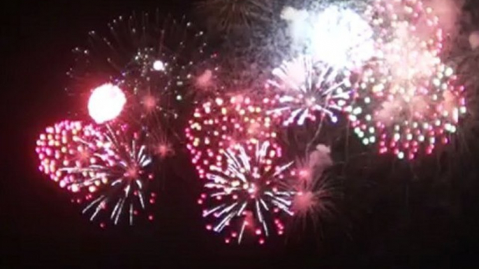 Spectacle pyrotechnique du 14 juillet à Libourne