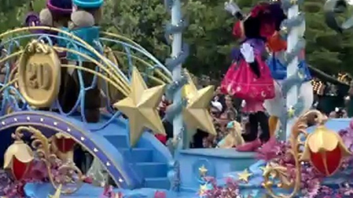 Recorded Parade at  Disneyland Resort Paris.