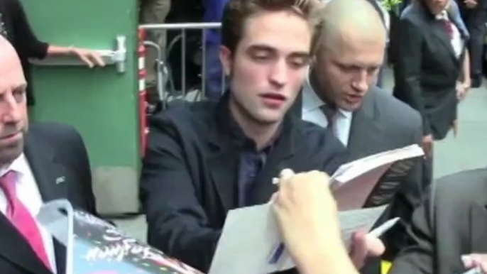 Celebrity Bytes: Robert Pattinson and Kristen Stewart Back Together?