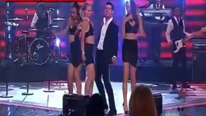 #MTV VMA 2013Robin Thicke Blurred Lines live performance MTV VMA 2013935