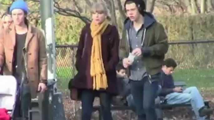 Harry Styles Snatches Up Underwear Before Meeting Rumoured Girlfriend Taylor Swift