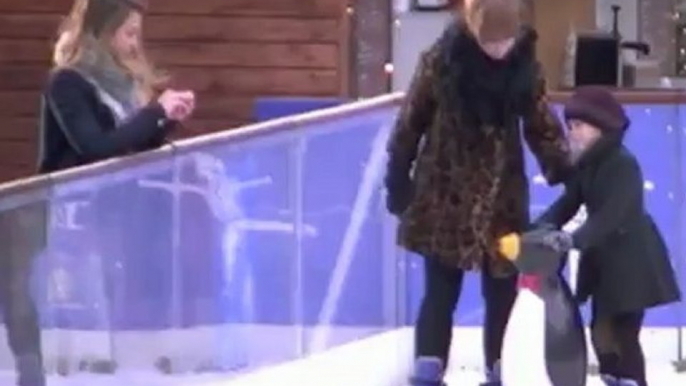 Jessica Alba Takes Daughter Honor For a Spin on the Ice