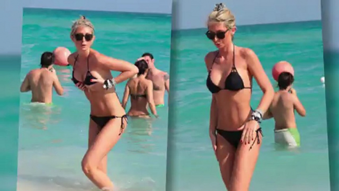 Italian Showgirl Silvia Abbate's Sexy Bikini Outing