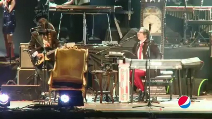 Charly Garcia - Funky - Cosquin Rock 2013