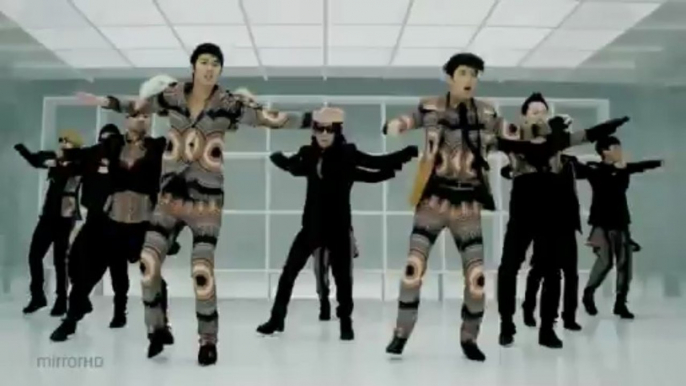 [mirrored] TVXQ_DBSK - Why (Keep Your Head Down) zoom-in dance MV