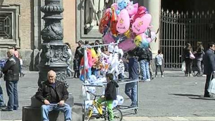 Napoli - La domenica delle palme, messa e primi bagni (25.03.13)