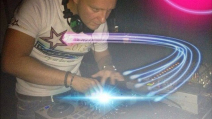 Test selection for Mixcloud by VESI DJ