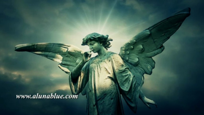 Stock Video - Angels 01 clip 04 - Stock Footage - Video Backgrounds