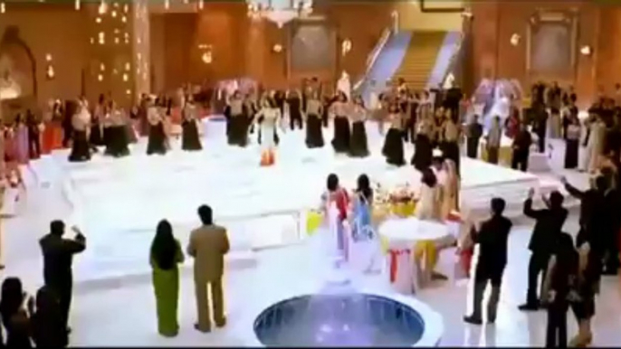 Akshay kumar song Mere Saath Chalte Chalte -indian songs.flv