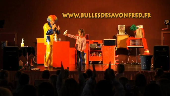 spectacle  de clown NOEL ENFANTS, ballons sculptés bulles de savon EURE ET LOIR 28