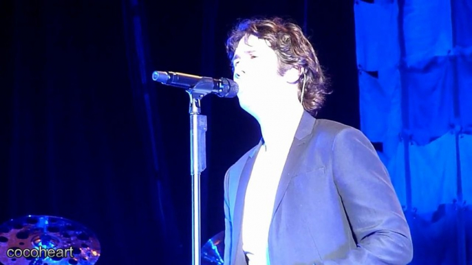 06 Josh Groban - Falling Slowly (From Once by  Glen Hansard and Markéta Irglová) @ Mitsubishi Electric Halle, Düsseldorf, 05.06.2013