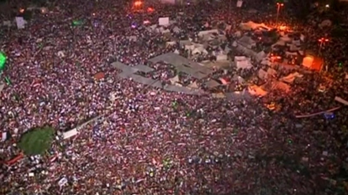 Crowds in Egypt's Tahrir Square jubilant as army ultimatum nears end