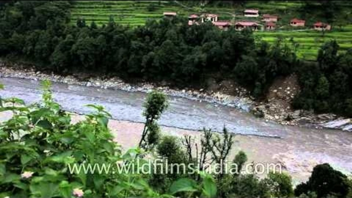 Damaged roads during Uttarakhand flood