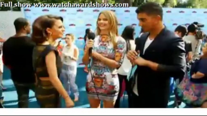 Teen Choice Awards 2013 Replay Cher Lloyd red carpet interview Teen Choice Awards 2013