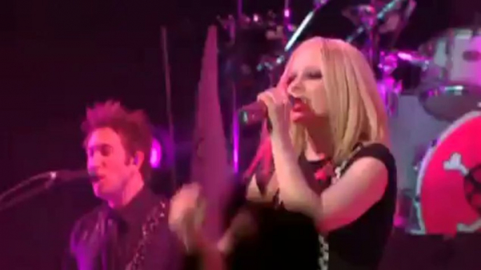 Avril Lavigne - The Best Damn Tour (Live in Toronto) Trailer