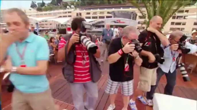 BBC F1 2011: Mark Webber drags Jake Humphrey into Monaco pool (BBC)
