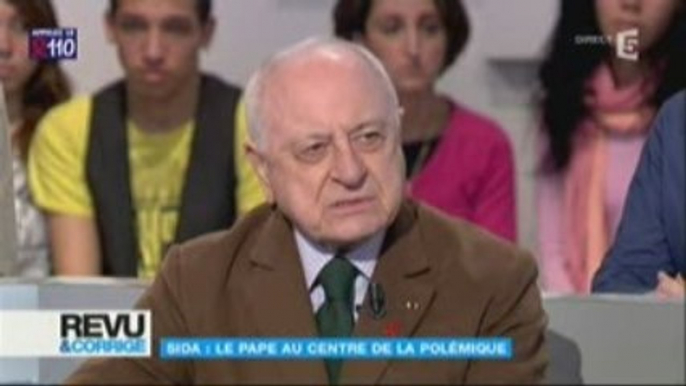 Pierre Bergé vs un prètre camerounais - Pape et préservatif