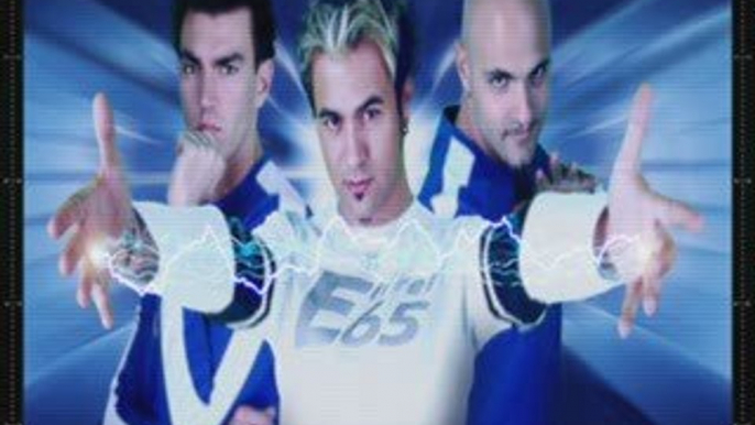 Eiffel 65- You spin me round ( first version of right round)