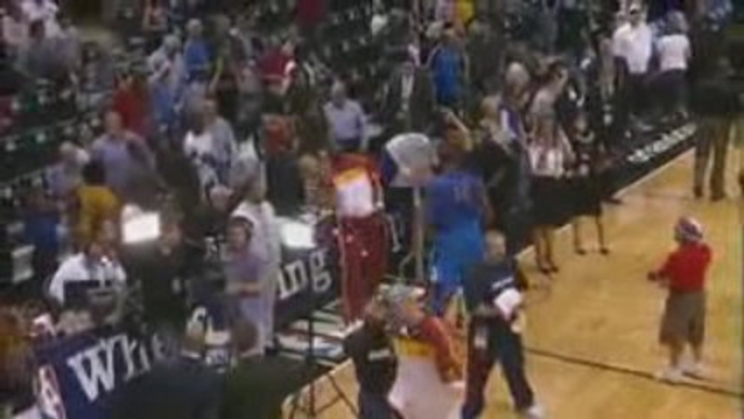 LeBron and Dwight Howard in a half-court shootout