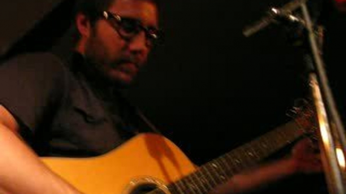 Balmorhea @ Instants Chavirés | 03.05.09 Réaccordage guitare