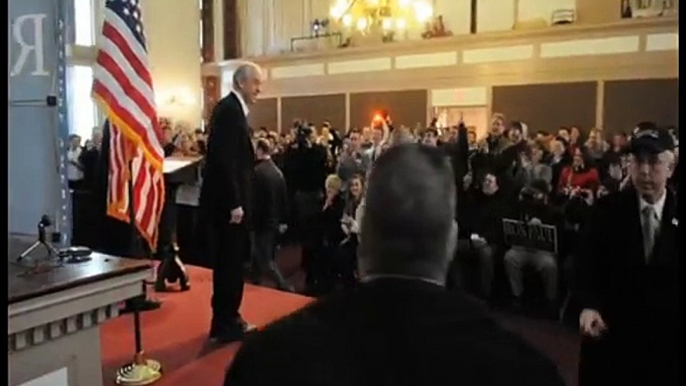 Ron Paul Campaigns in Maine