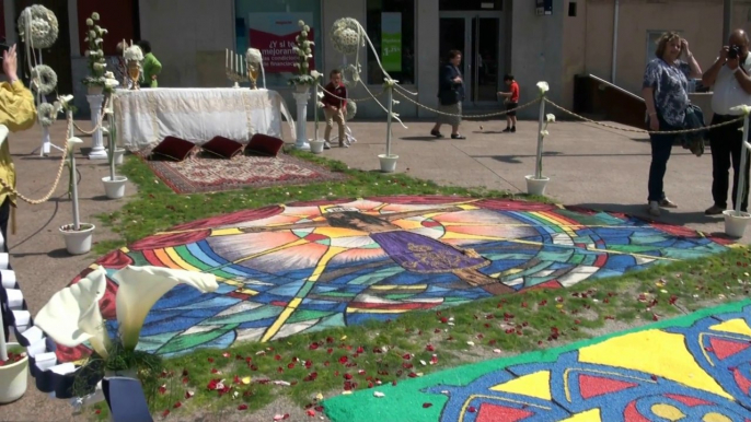 Te sorprenderá: Así es la decoración de calles Corpus Christi en Candás Asturias