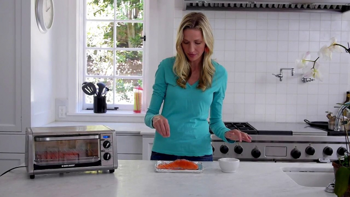 How to Broil Salmon - Quick Cooking Tips - Weelicious