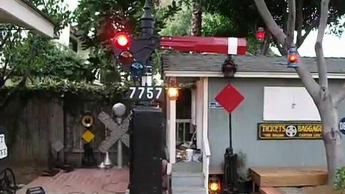 My backyard "B" Semaphore railroad signal