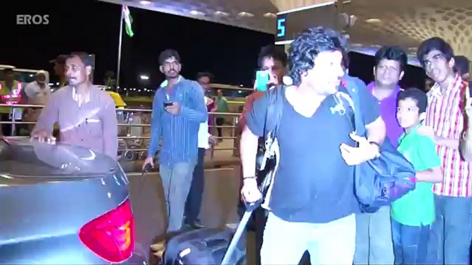 Celebs leave for IIFA  ErosNow E Buzz  Hrithik Roshan, Ranveer Singh, Arjun Kapoor, Sonakshi Sinha