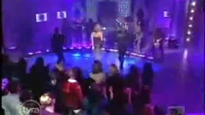 Beyonce Performed "Single Ladies" @ Tyra Banks Show