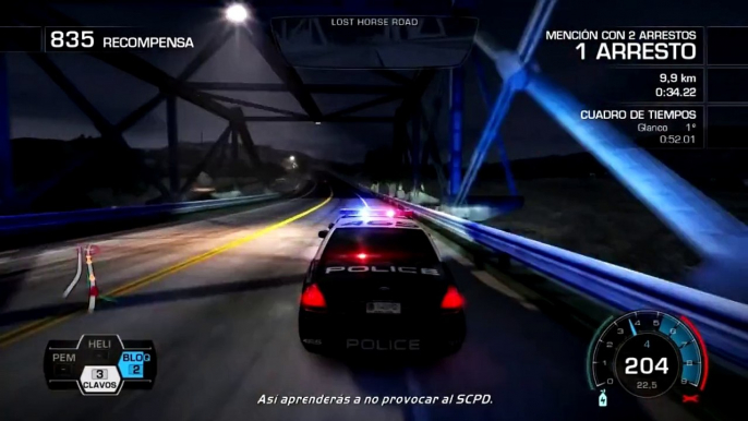 Need For Speed Hot Pursuit: Gameplay Dark Horse (Spanish / Español) PC Ford Crown Victoria