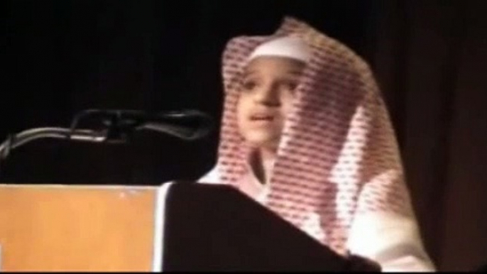 Kid Reading Sorat Yassin Quran