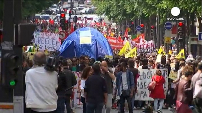 Linke Gruppen in Europa verlangen Solidarität mit Griechenland