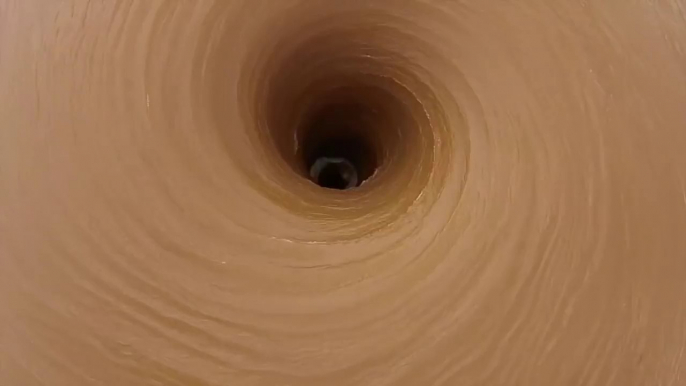 Tourbillon géant dans un lac en amérique - Giant Vortex - Lac Texoma