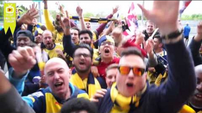 "She Wore, She Wore" Robbie Leads The Celebrations  | Arsenal 4 Villa 0 | FA Cup Final