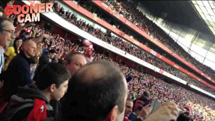 Arsenal 4 Everton 1 - Fans Go Crazy As Arsenal Head To Wembley