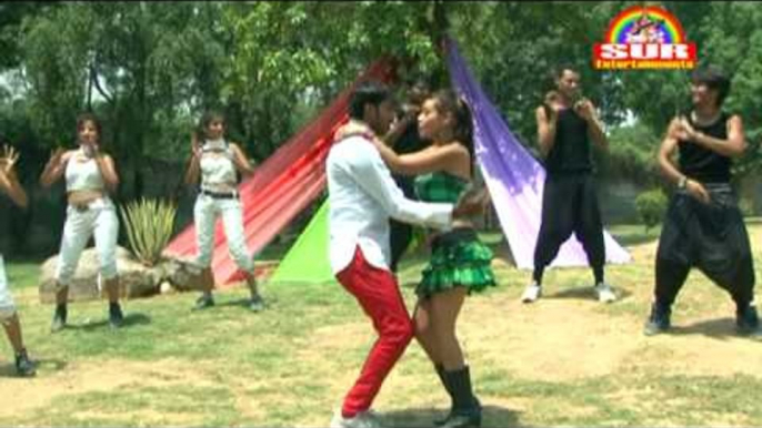 Gore Gore Gaal Tohar - New Hot Bhojpuri Video || Gore Gore Gaal Wali