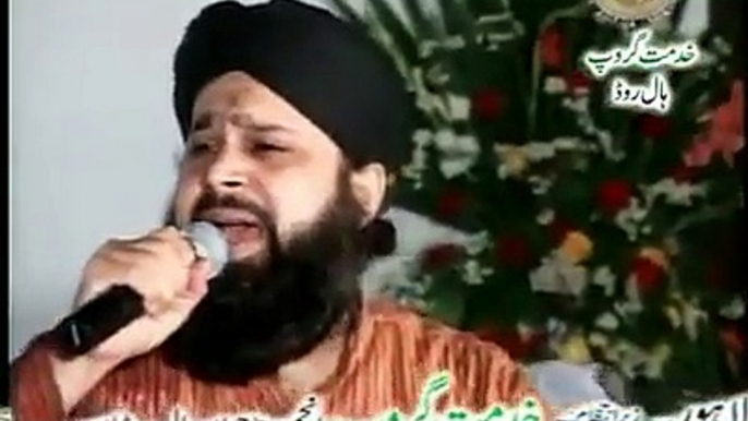 Awais raza qadri in rain