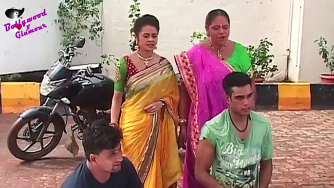 Saath Nibhaana Saathiya cast On Location