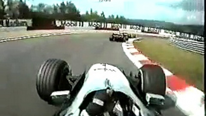 M. Hakkinen vs. M. Schumacher on Spa-Francorhamps 2000. Full onboard lap!