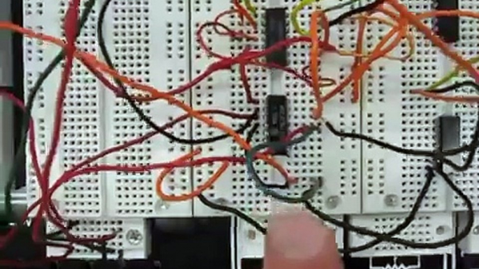 JK Flip Flop on Breadboard