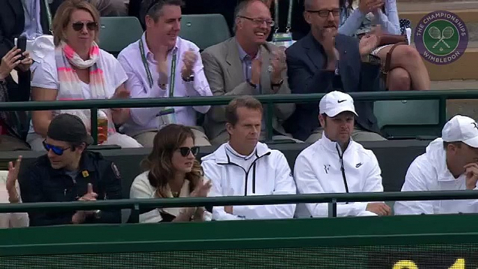 Wimbledon 2015: Roger Federer avanzó a 'semis' y enfrentará a Andy Murray (VIDEO)