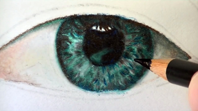 Draw a Realistic Eye with Colored Pencils