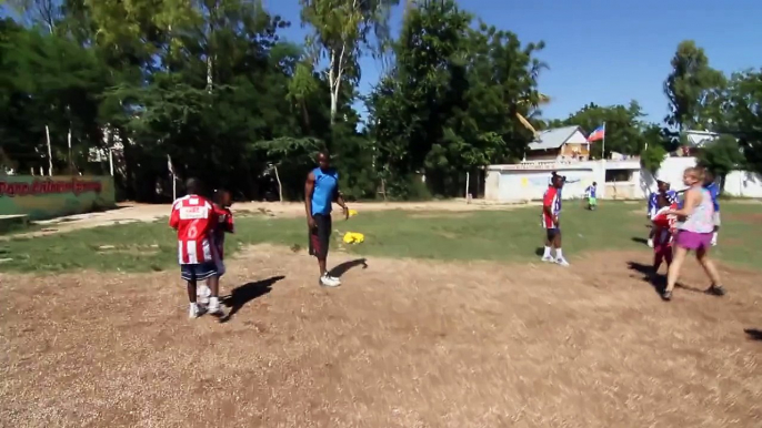 Football day at Petit Troll (Prosjekt Haiti).