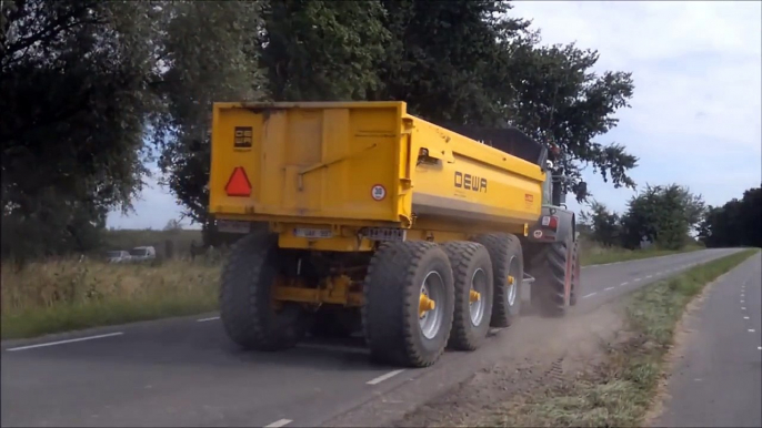 New holland bluepower!!! and fendt tractors moving ground in hoek zvl